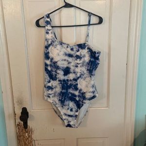 Aero one shoulder swimsuit